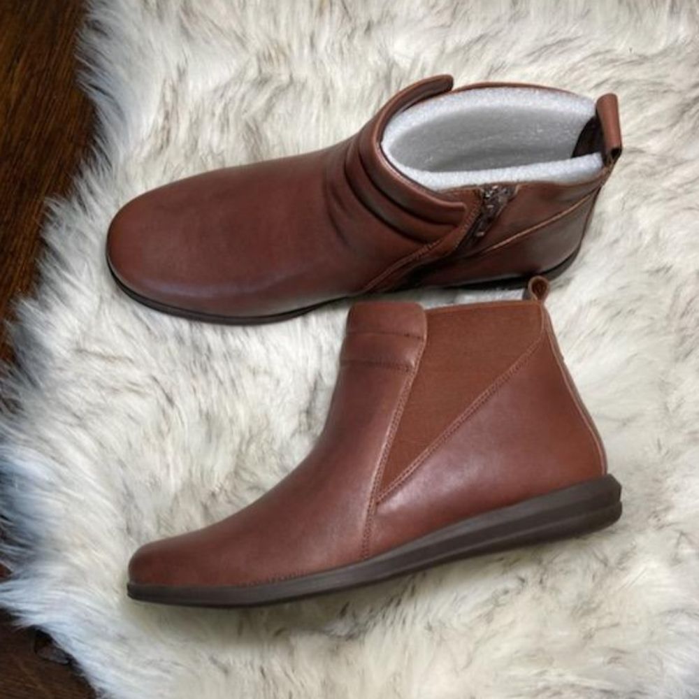 David Tate Women's Leather Cactus Bootie Boot Shoe Size 9